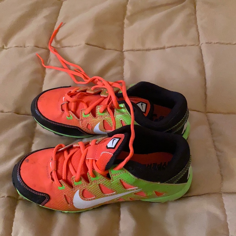 Nike softball cleats